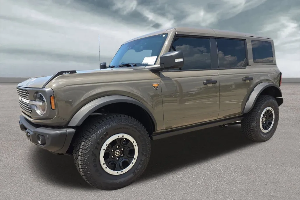 2025 Ford Bronco Badlands photo 1