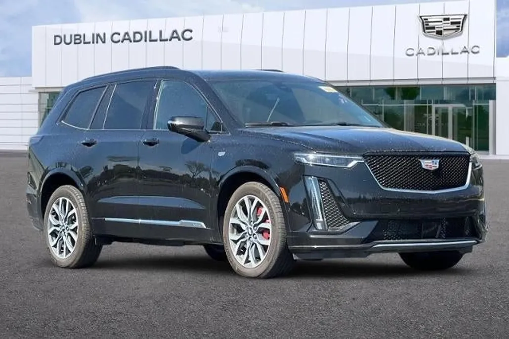 2024 Cadillac XT6 Sport photo 1