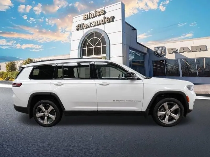 2021 Jeep Grand Cherokee Limited photo 1