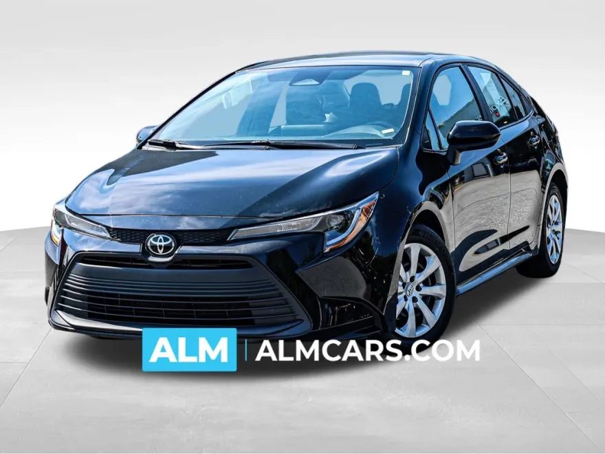 2023 Toyota Corolla LE photo 1
