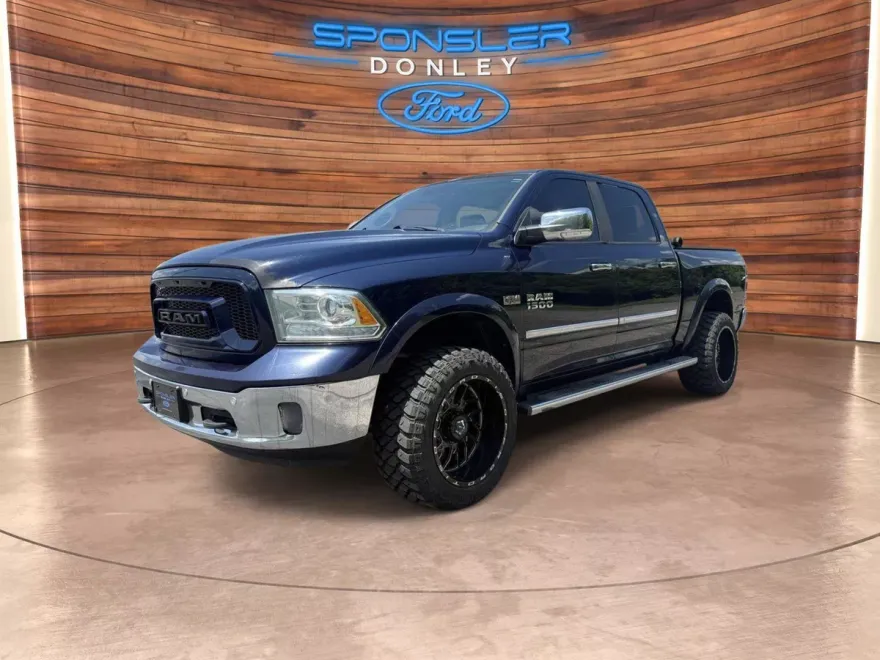 2014 Ram 1500 Laramie photo 1