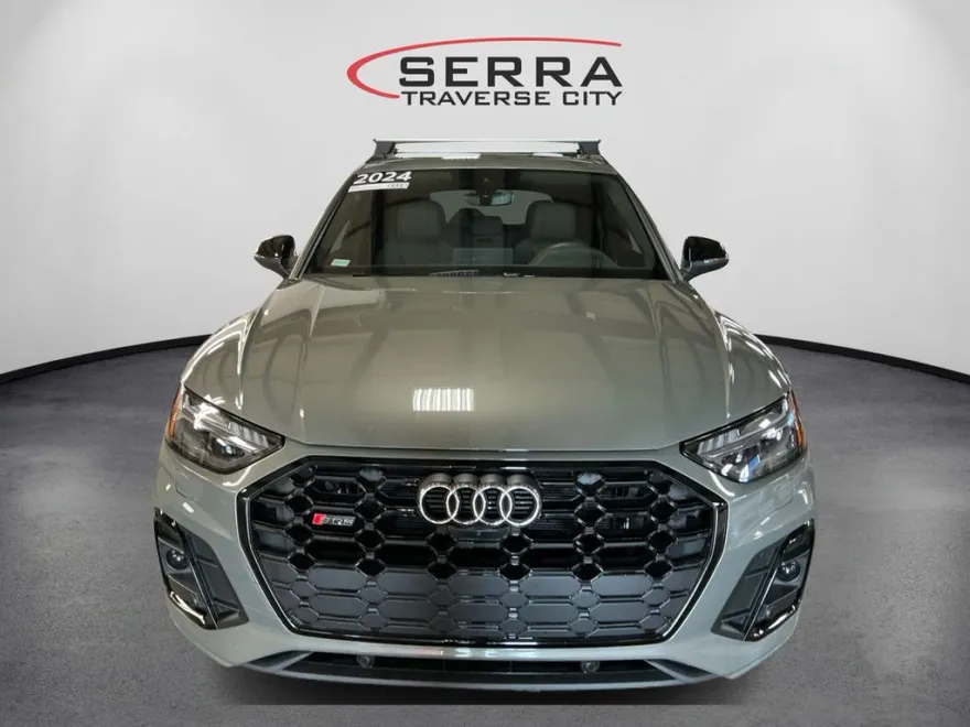 2024 Audi SQ5 Prestige photo 1