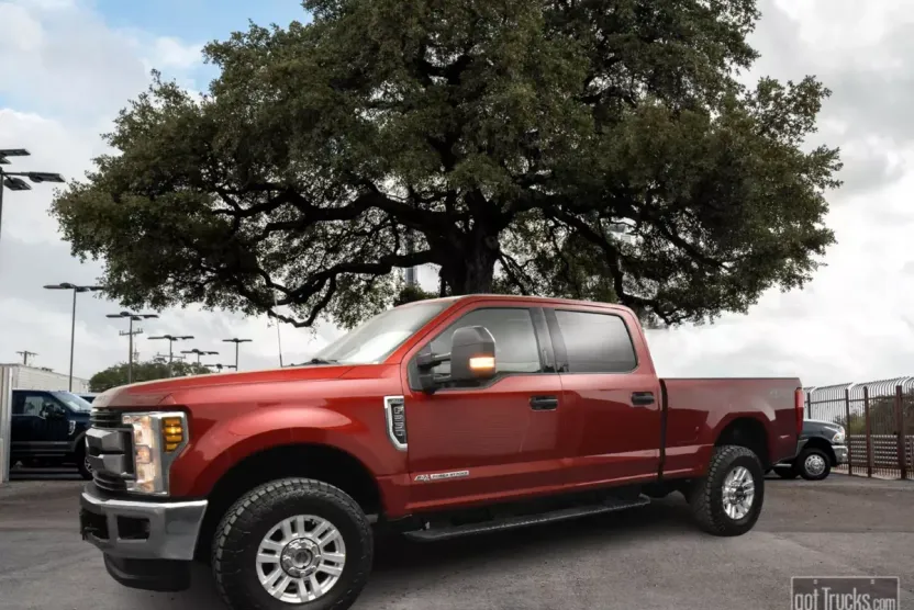 2019 Ford F-250 XLT photo 1