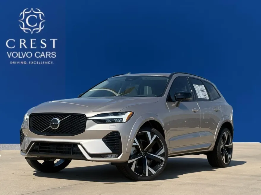 2026 Volvo XC60 B5 photo 1