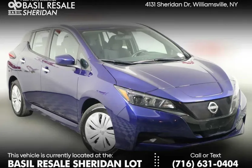 2025 Nissan Leaf S photo 1