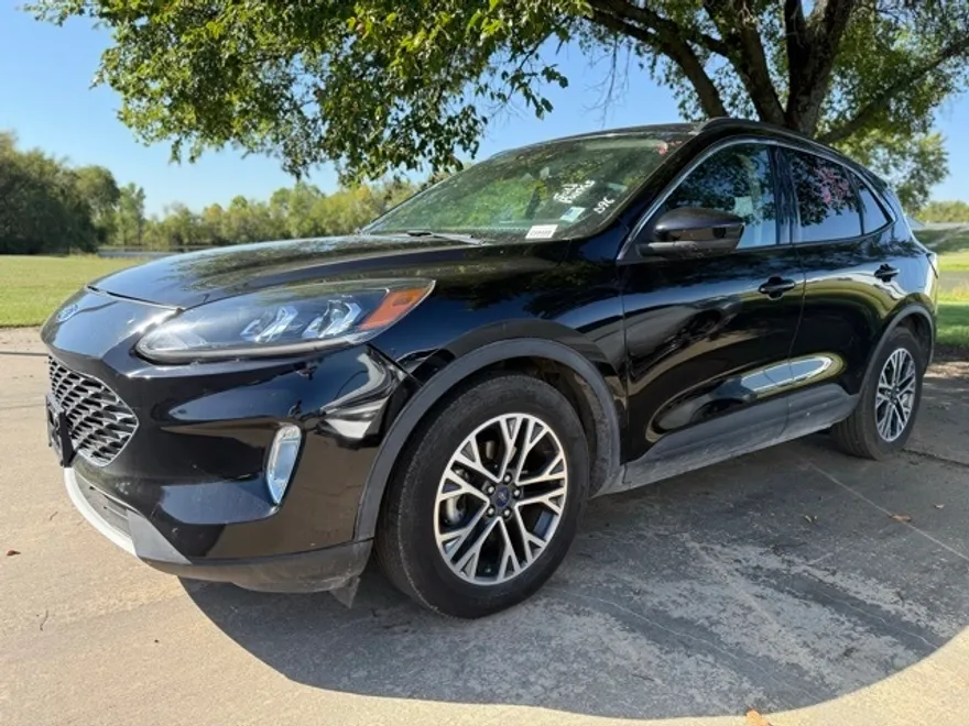 2020 Ford Escape SEL photo 1