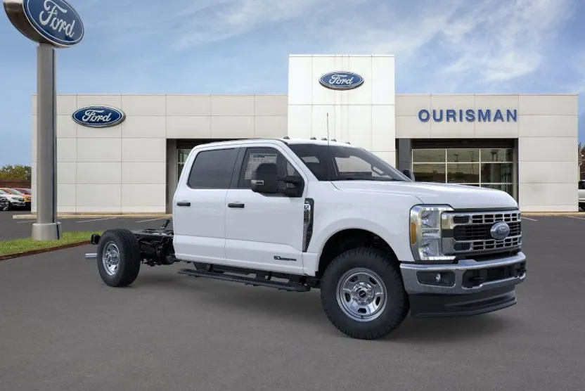 2026 Ford F-350 photo 1