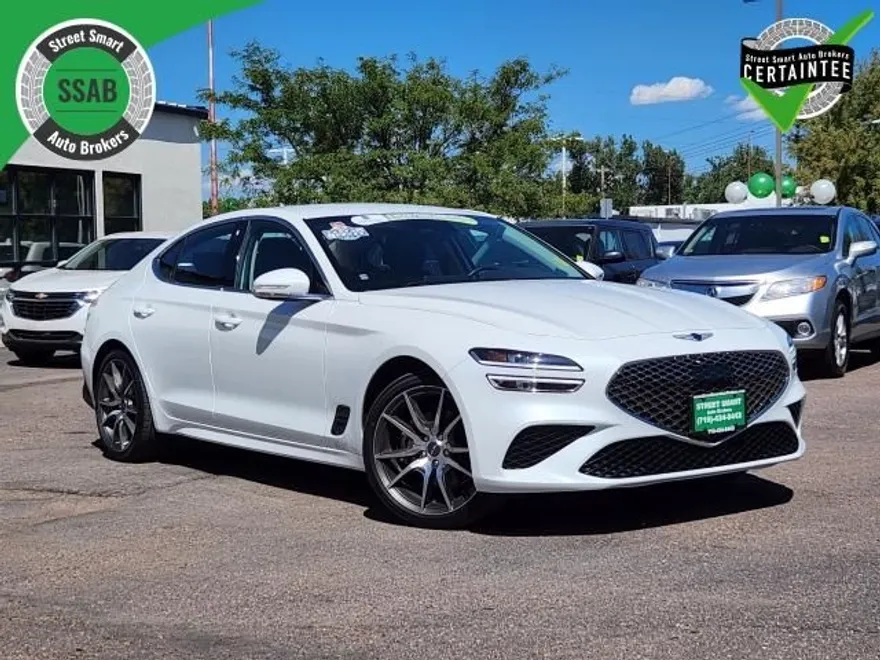 2023 Genesis G70 2.0T photo 1