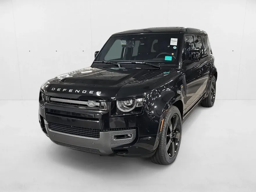 2025 Land Rover Defender 110 V8 photo 1