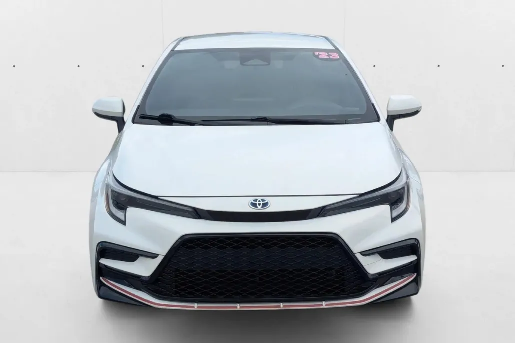 2023 Toyota Corolla Hybrid SE photo 1