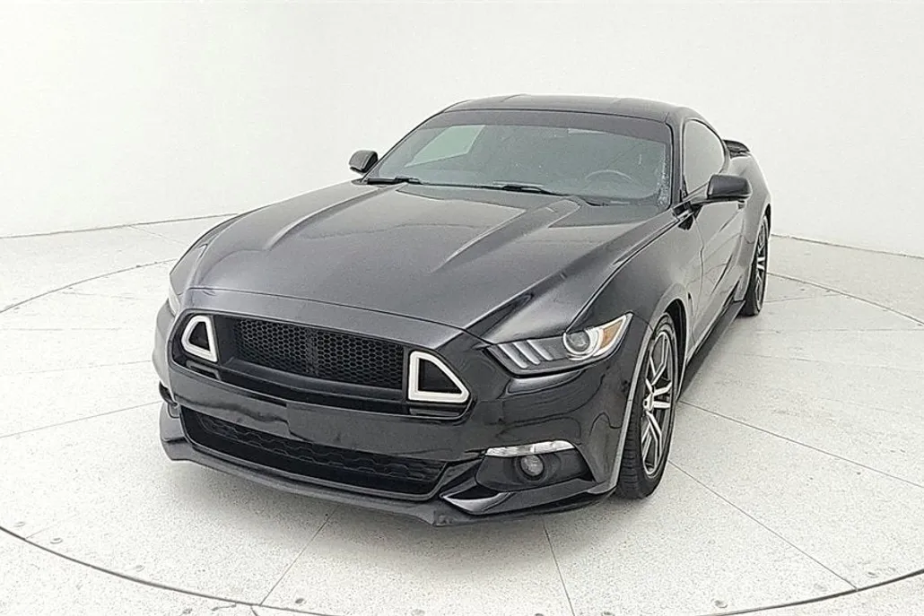 2016 Ford Mustang EcoBoost Premium photo 1