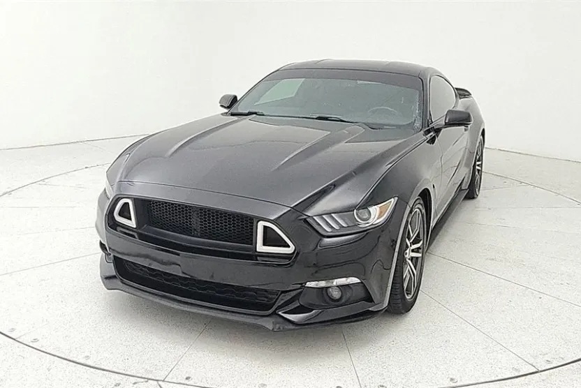 2016 Ford Mustang EcoBoost Premium photo 1
