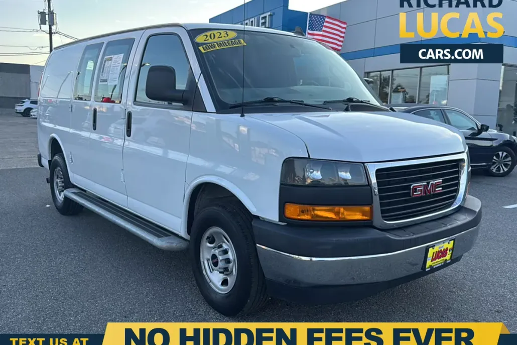2023 Gmc Savana 2500 Cargo photo 1