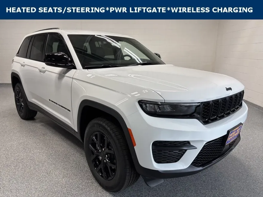 2025 Jeep Grand Cherokee Altitude photo 1
