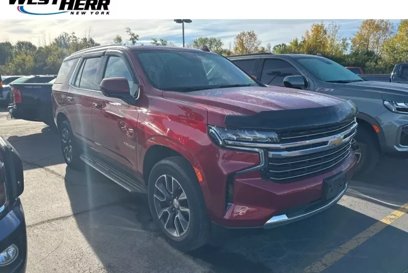 2021 Chevrolet Tahoe LT photo 1