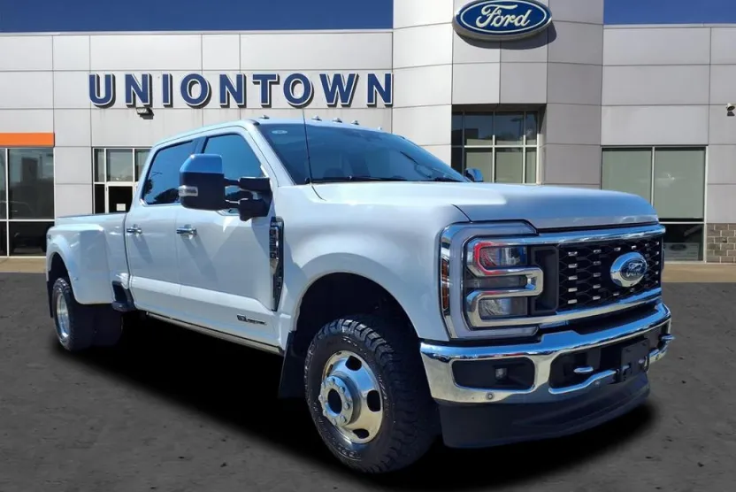 2024 Ford F-350 King Ranch photo 1