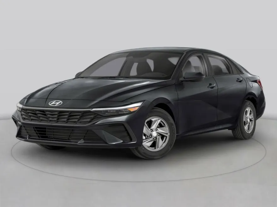 2025 Hyundai Elantra SE photo 1