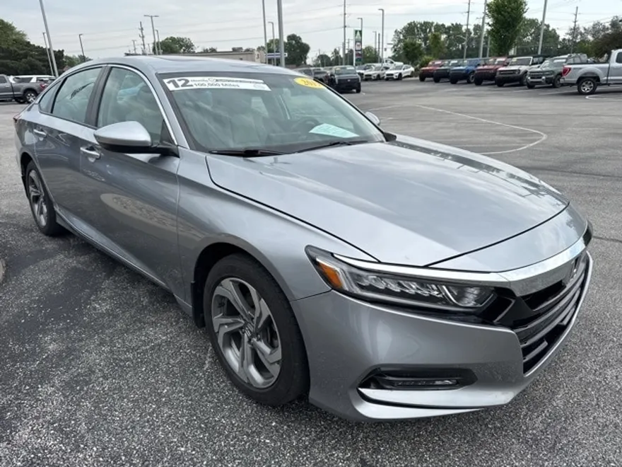 2019 Honda Accord EX photo 1