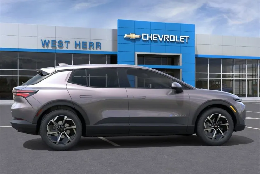 2026 Chevrolet Equinox EV 1LT photo 1