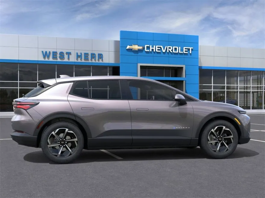 2026 Chevrolet Equinox EV 1LT photo 1