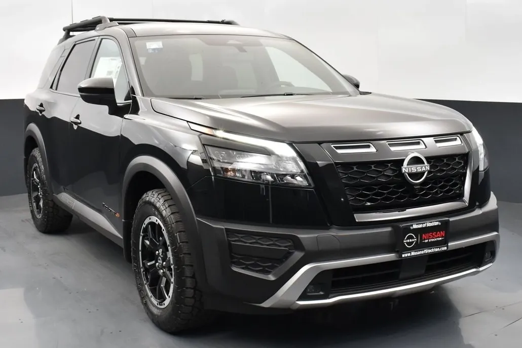 2025 Nissan Pathfinder Rock Creek photo 1