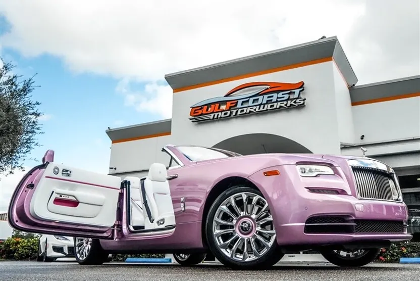 2020 Rolls Royce Dawn photo 1