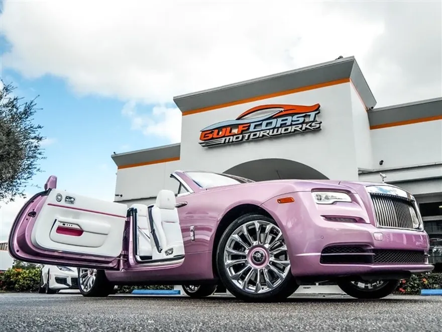 2020 Rolls Royce Dawn photo 1