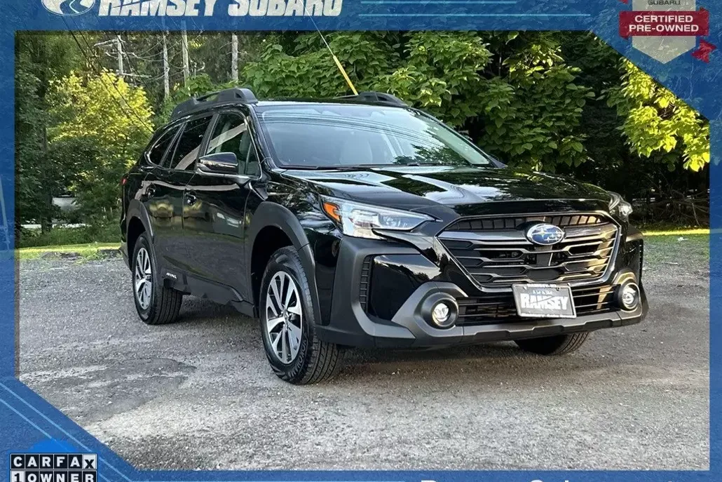2024 Subaru Outback Premium photo 1