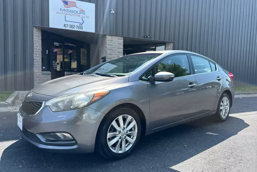 2015 Kia Forte EX photo 1