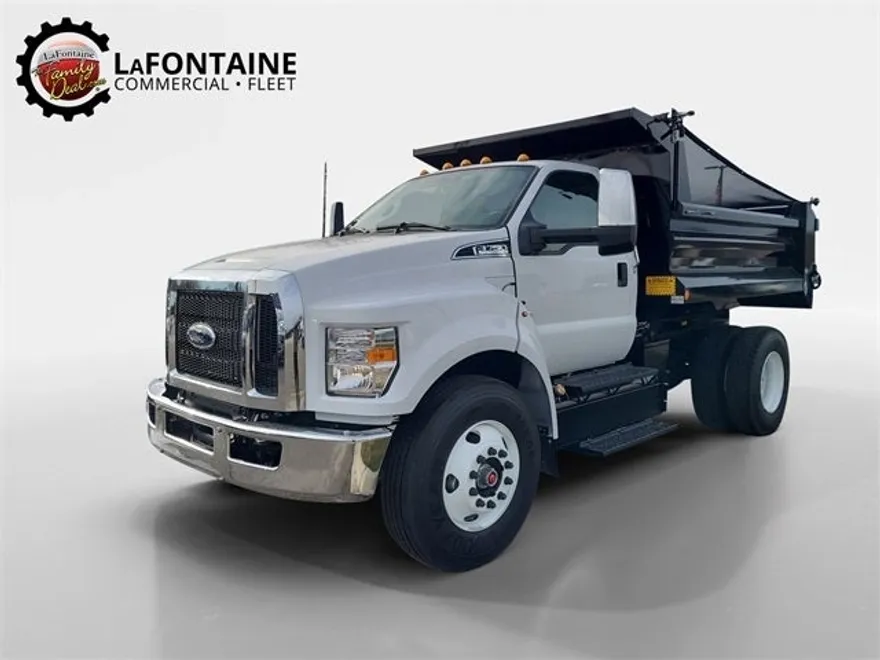 2025 Ford F-750 photo 1