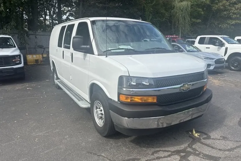 2024 Chevrolet Express Cargo Van 2500 photo 1