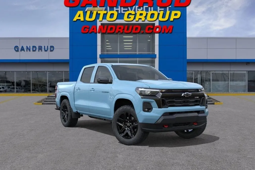 2025 Chevrolet Colorado Z71 photo 1
