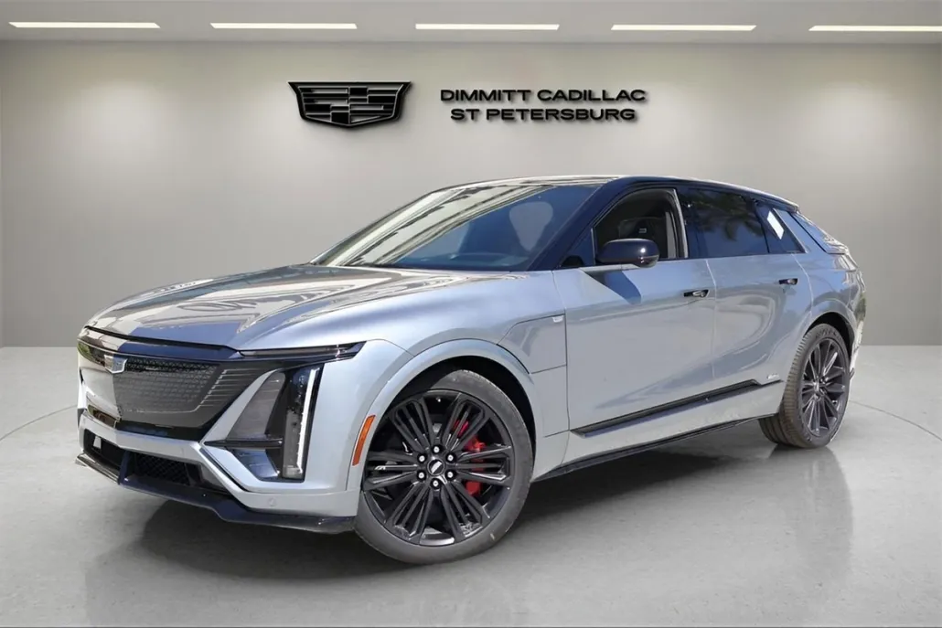 2026 Cadillac Lyriq photo 1