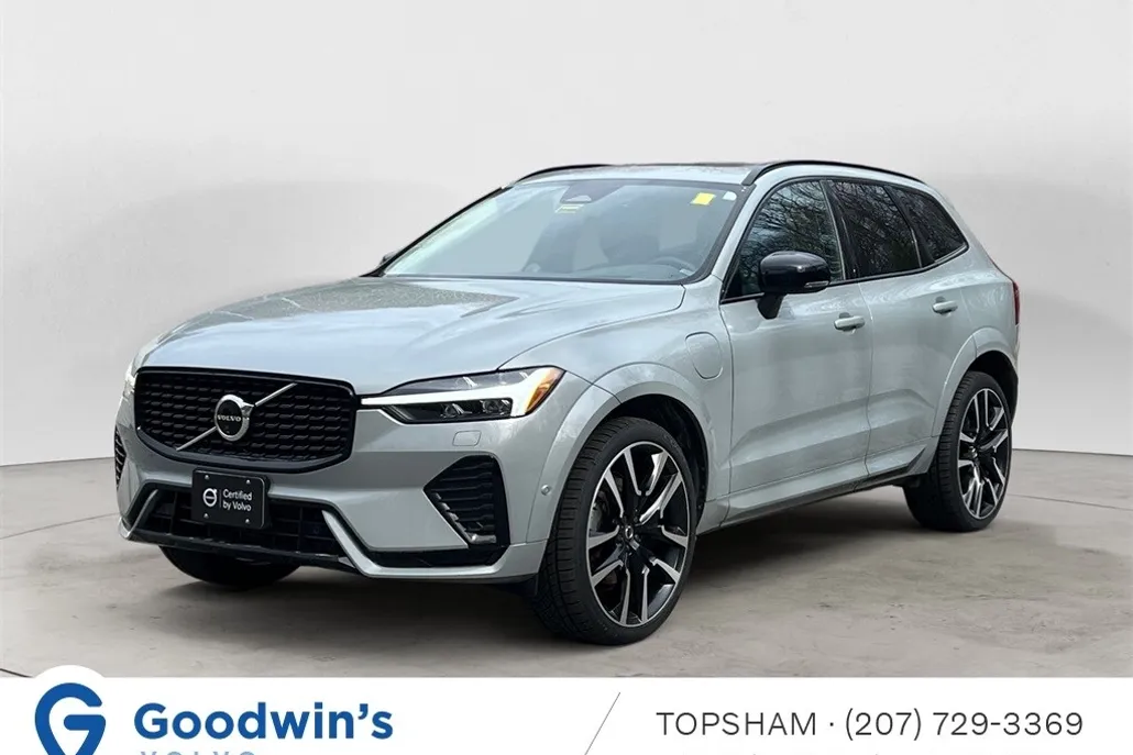 2024 Volvo XC60 Recharge Hybrid Ultimate photo 1