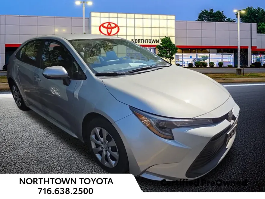 2023 Toyota Corolla LE photo 1