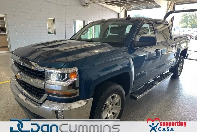 2018 Chevrolet Silverado 1500 LT photo 1