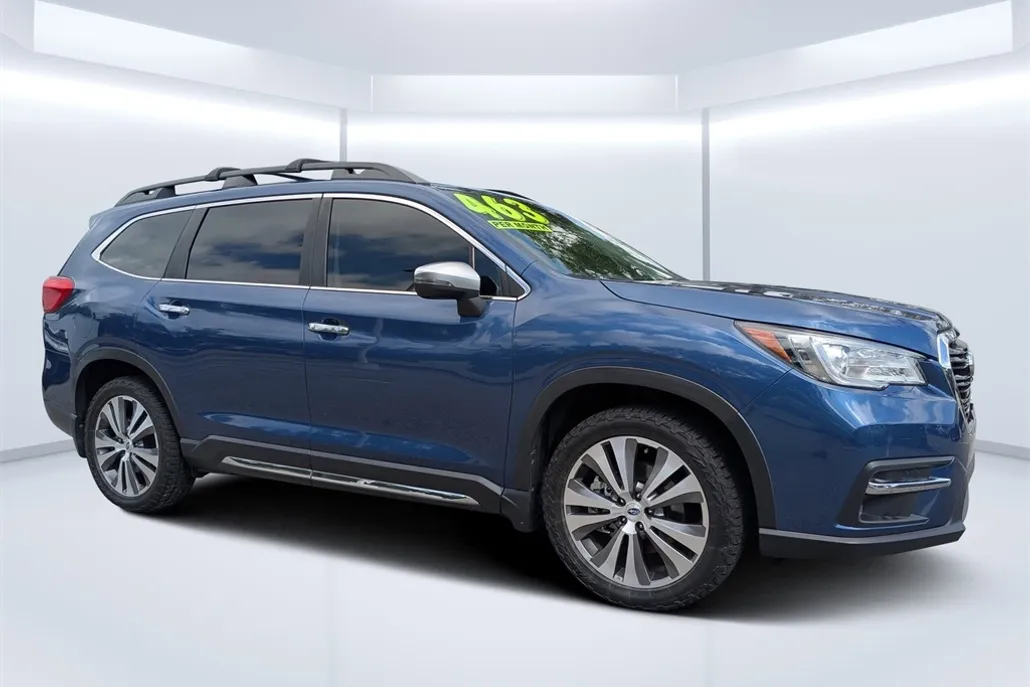 2021 Subaru Ascent Touring photo 1