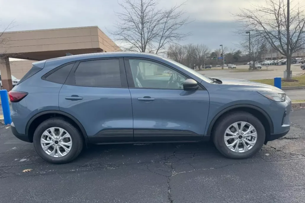 2025 Ford Escape Active photo 1
