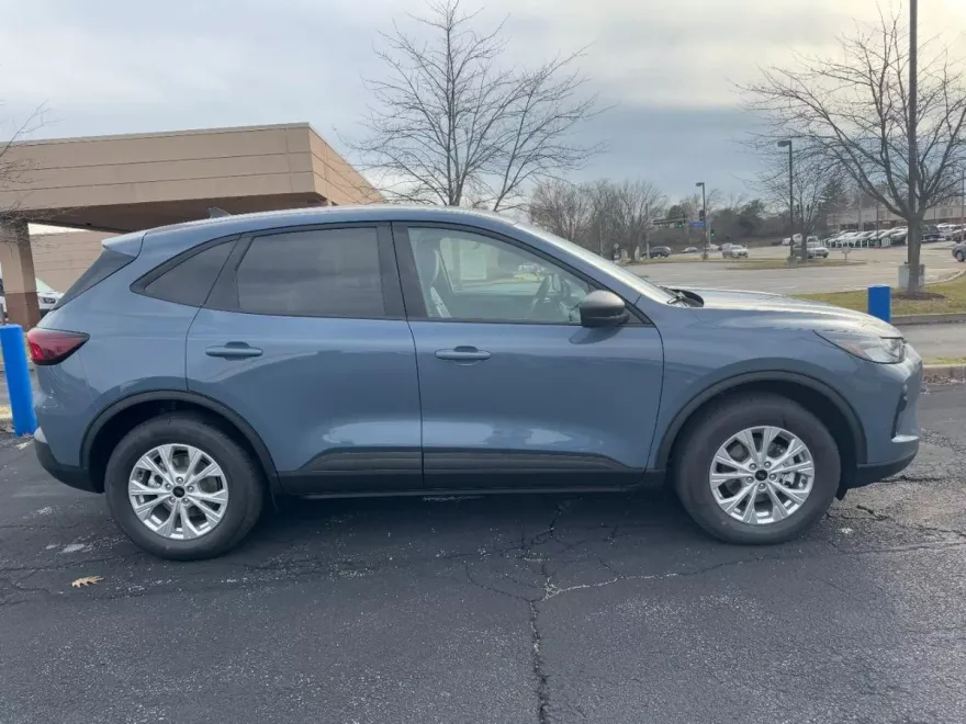 2025 Ford Escape Active photo 1