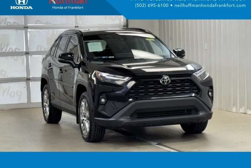 2022 Toyota RAV4 XLE Premium photo 1