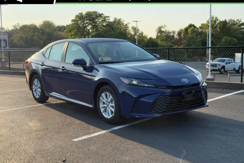 2026 Toyota Camry LE photo 1