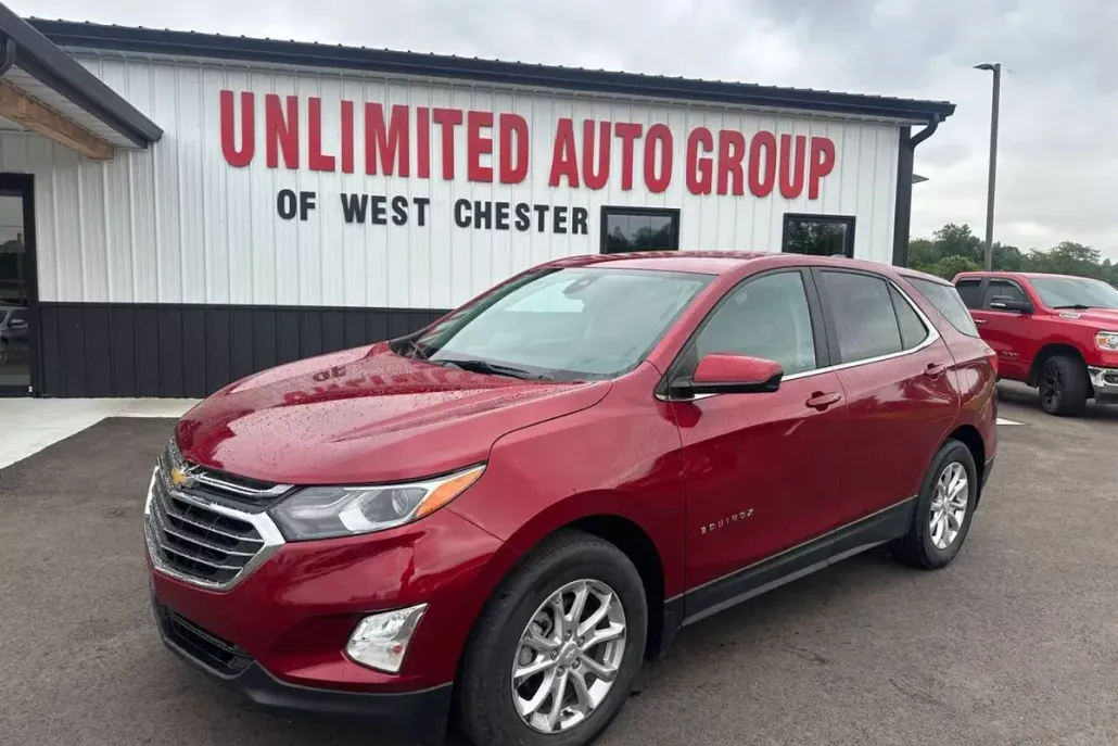 2021 Chevrolet Equinox LT photo 1