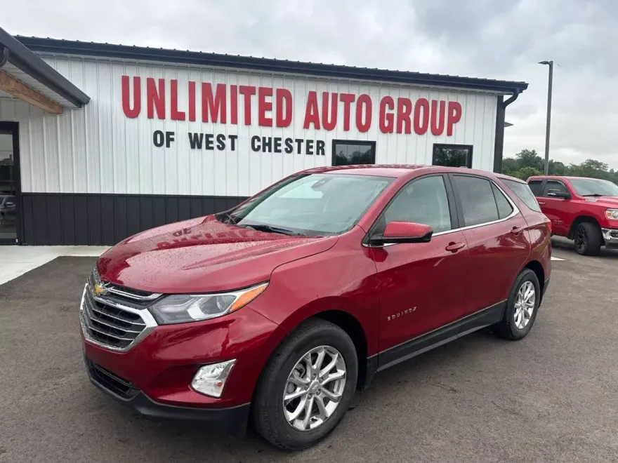 2021 Chevrolet Equinox LT photo 1