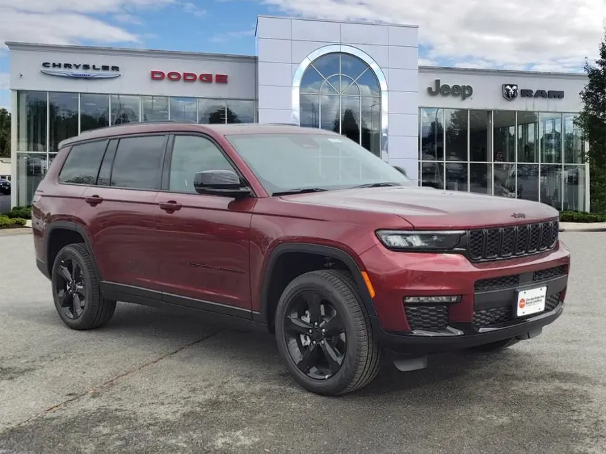 2025 Jeep Grand Cherokee Limited photo 1