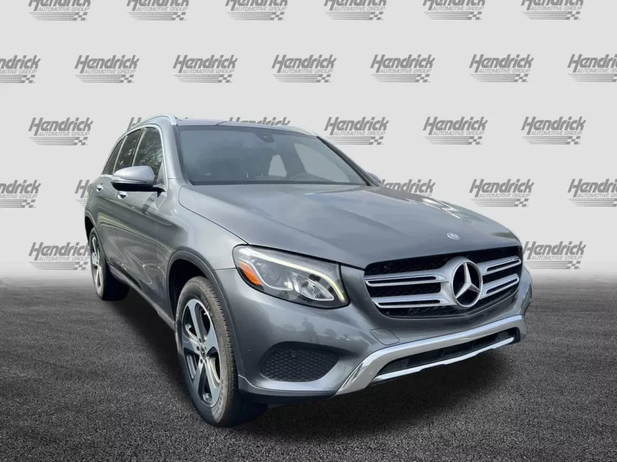 2017 Mercedes Benz GLC 300 photo 1