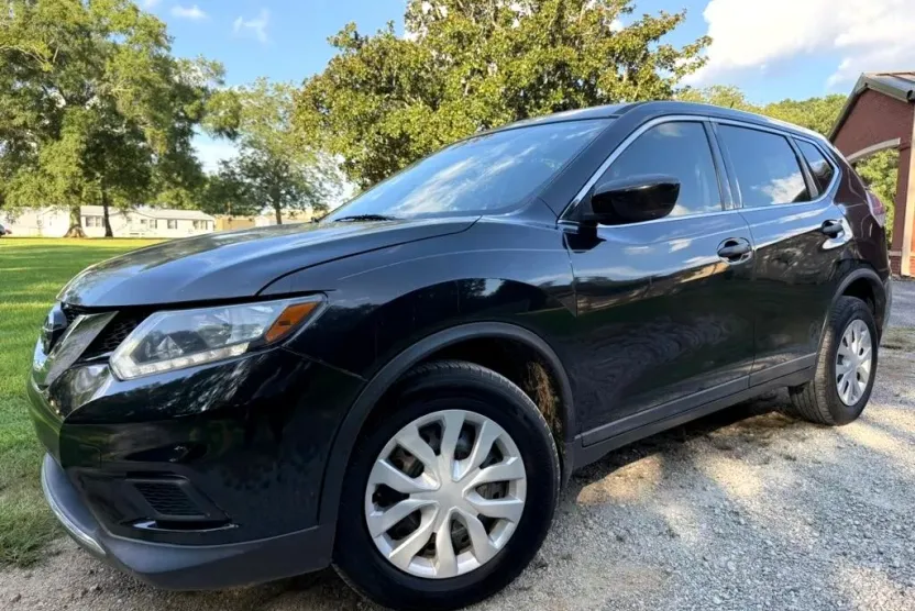 2016 Nissan Rogue S photo 1