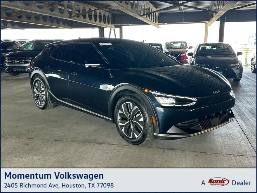 2024 Kia EV6 Light photo 1