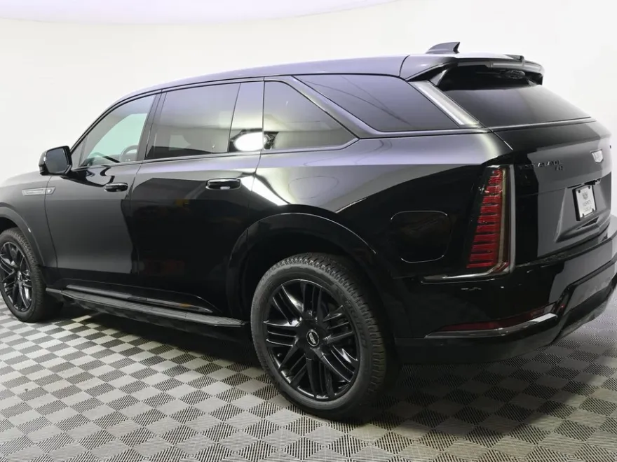 2026 Cadillac Escalade IQ Premium Sport photo 1