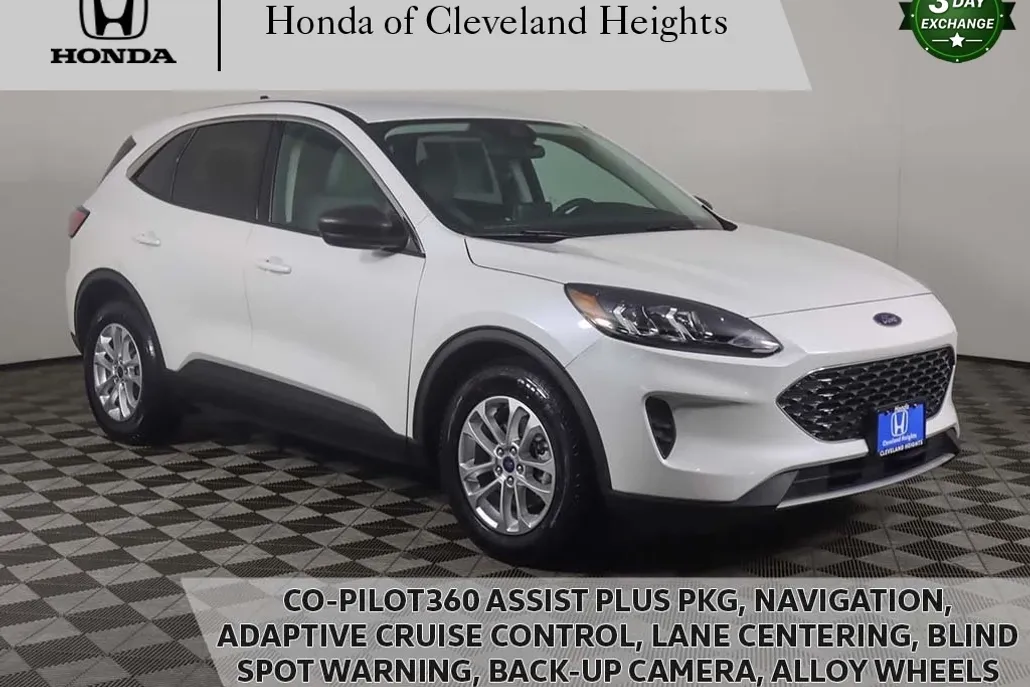 2022 Ford Escape Hybrid SE photo 1