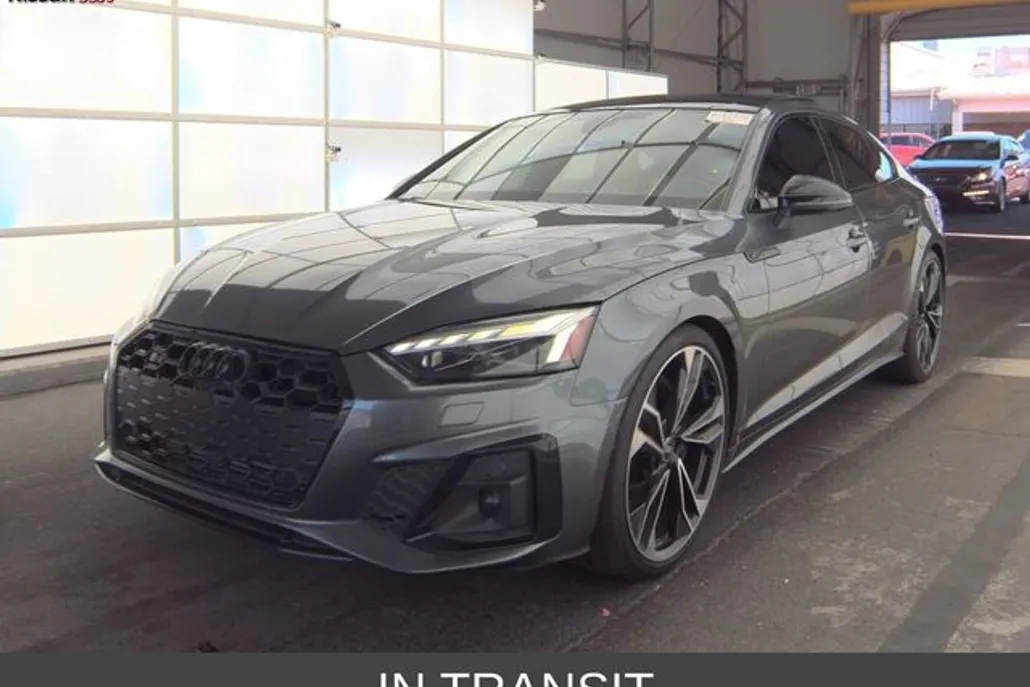 2021 Audi S5 Prestige photo 1